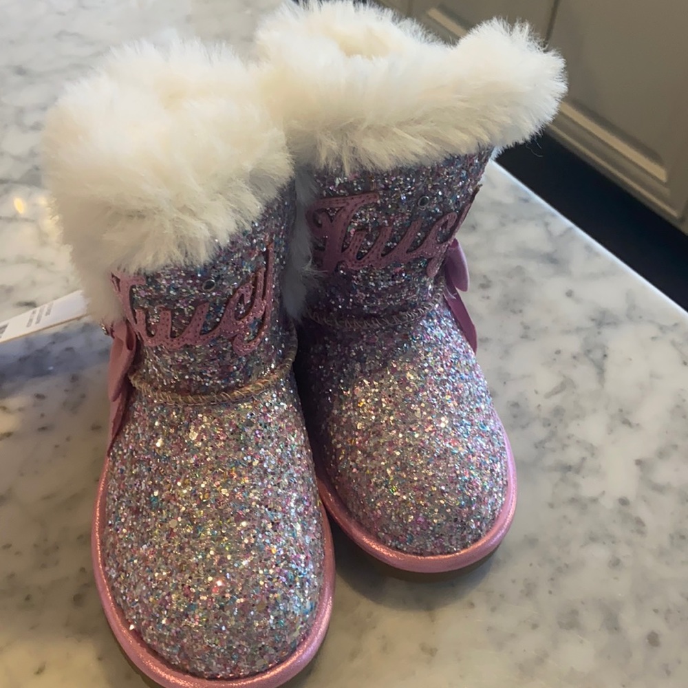 Brand new pink glitter juicy boots with fur toddler 8